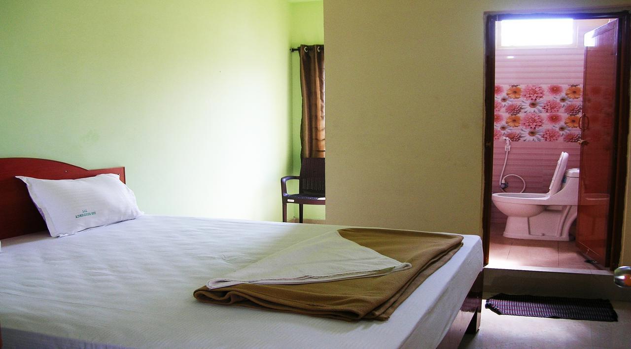 Hotel Ssb Residency Tirupati Esterno foto