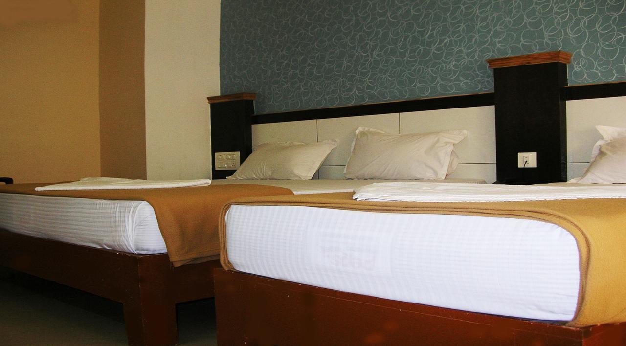 Hotel Ssb Residency Tirupati Esterno foto