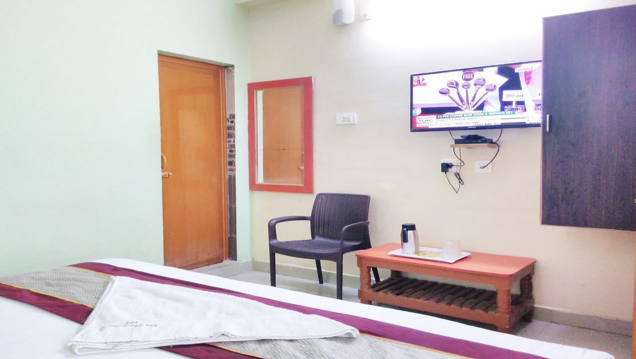 Hotel Ssb Residency Tirupati Esterno foto