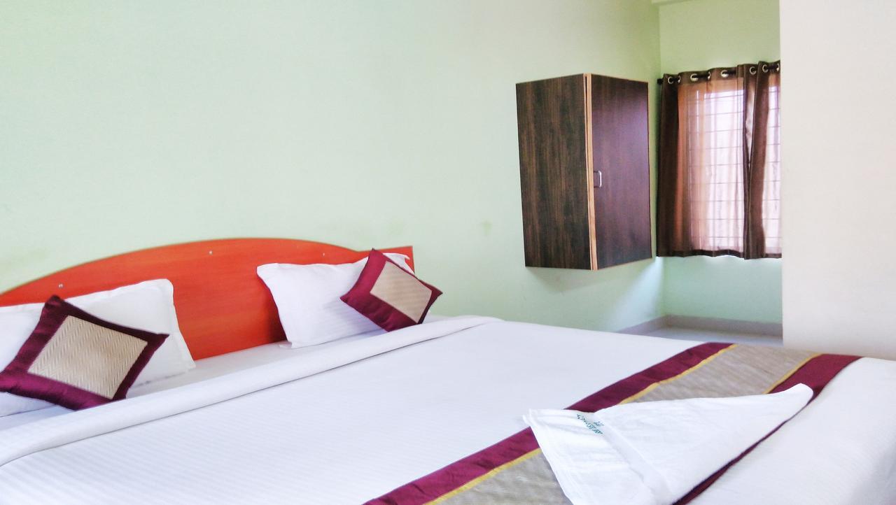 Hotel Ssb Residency Tirupati Esterno foto